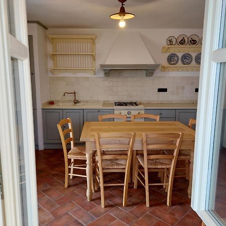 Il Giardino Di Olivia Apartment Guarene Екстериор снимка